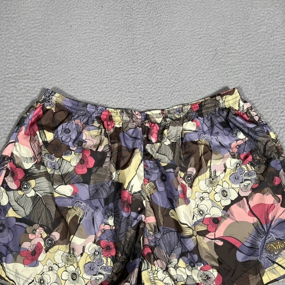 Nike Shorts Womens 2X Floral Sportswear Mesh Lined Pull On Elastic Waist Logo - Picture 2 of 12